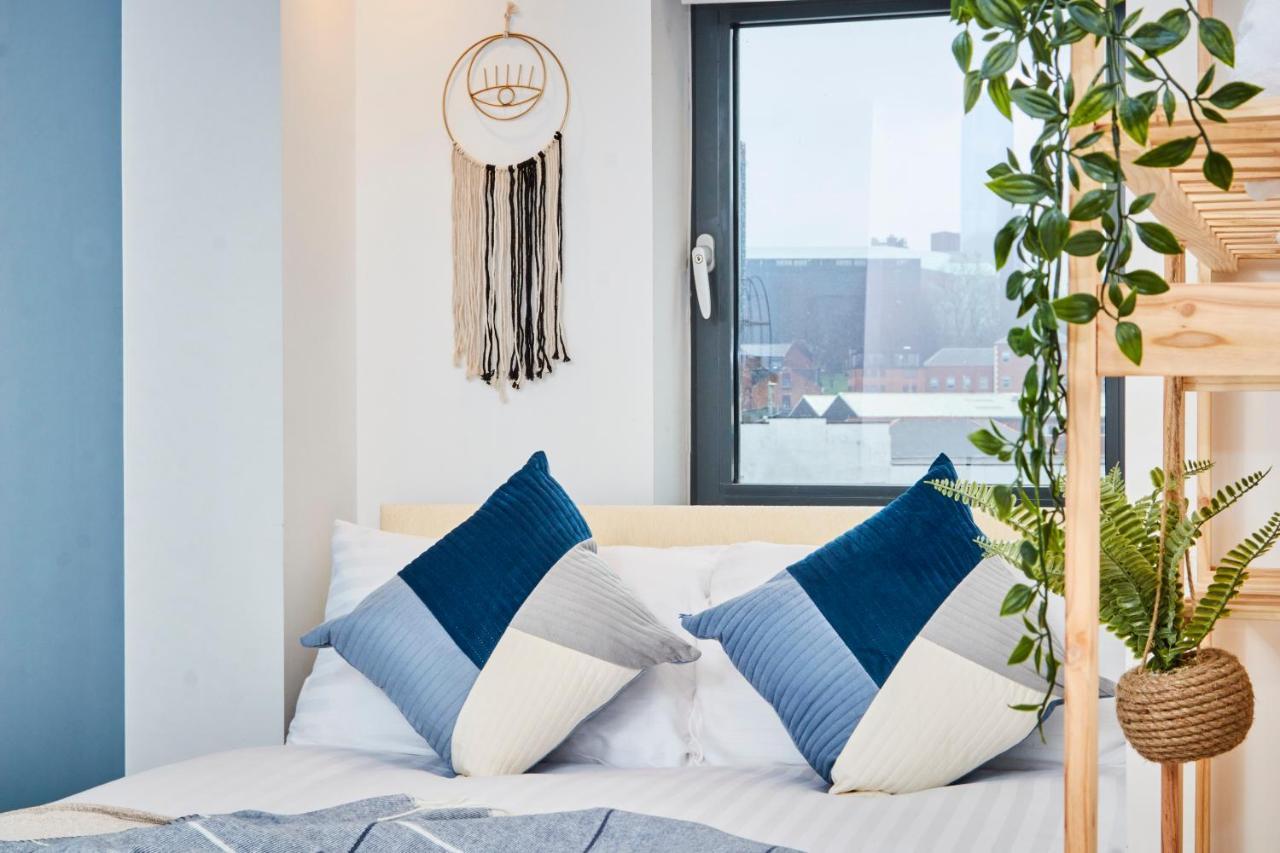 Large Duplex Penthouse - Parking Apartman Leeds  Kültér fotó