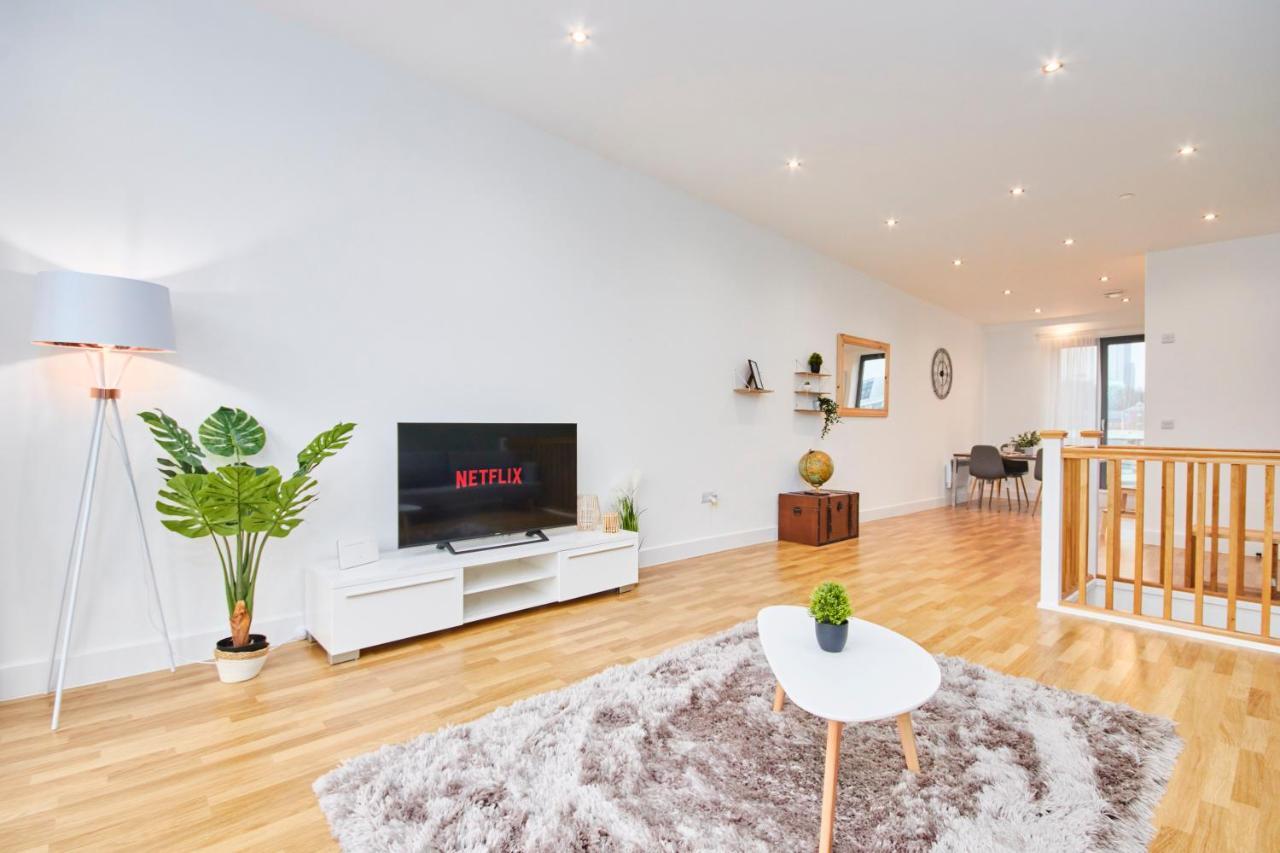 Large Duplex Penthouse - Parking Apartman Leeds  Kültér fotó